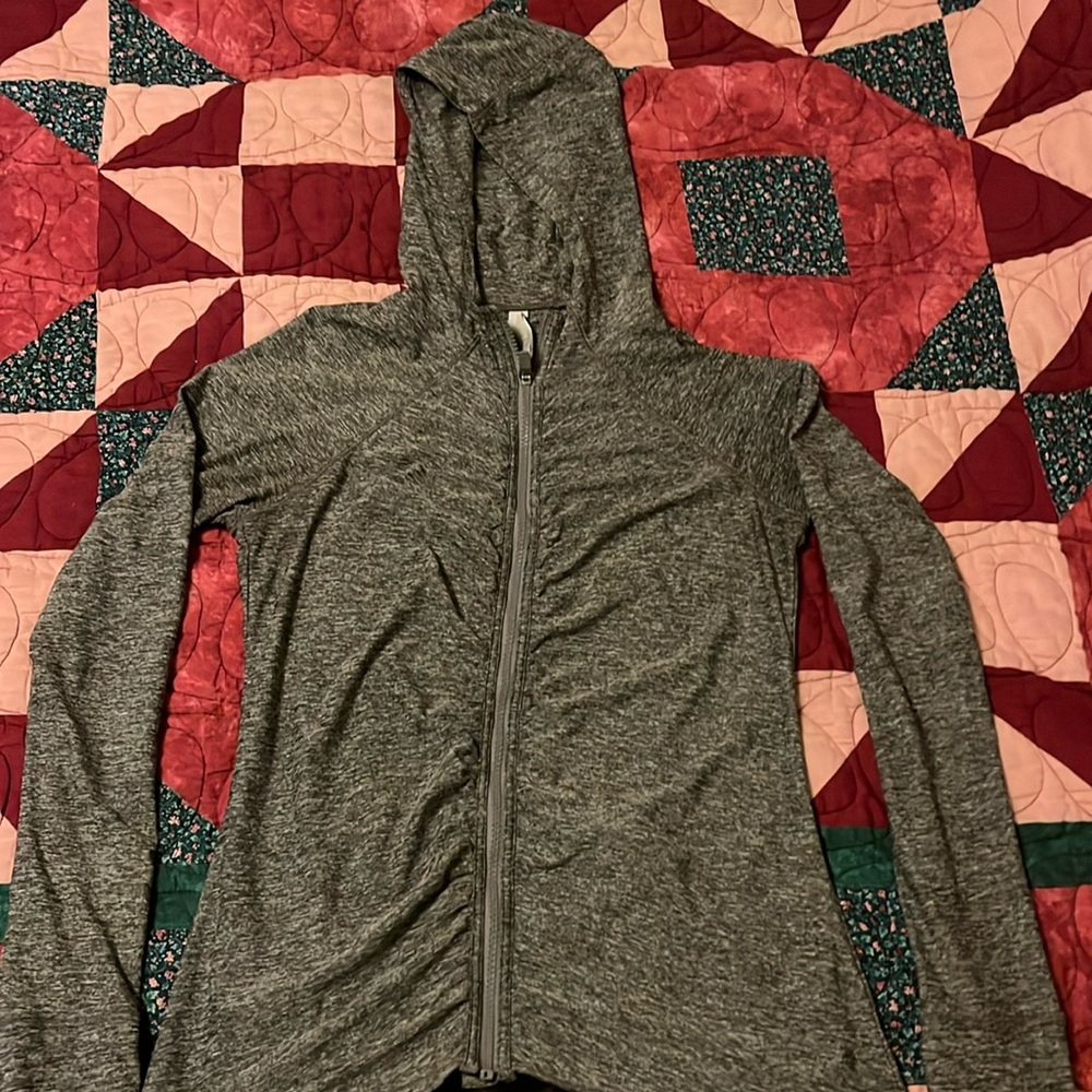 Athleta grey running top